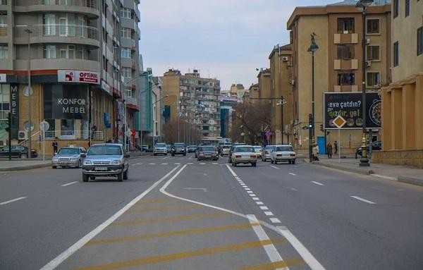 Bu küçədə hərəkətin təşkilində dəyişiklik edildi -
