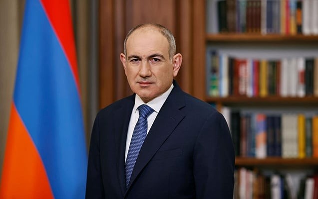 Paşinyan Türkiyəyə ilk işgüzar səfərinə getdi