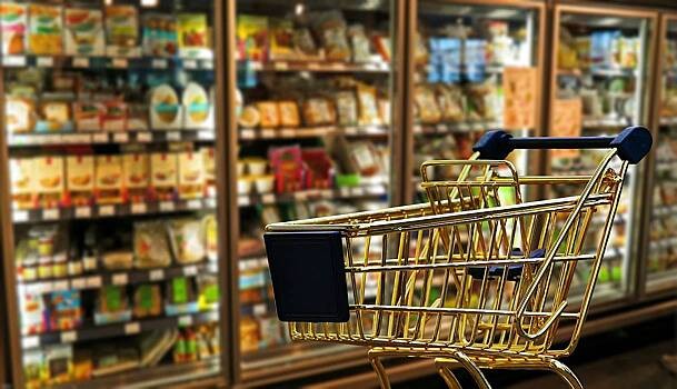 Rusiyalı keşiş hipermarketləri bağlamağa çağırır...