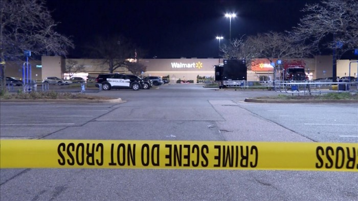 11 injured in stabbing at Walmart in US