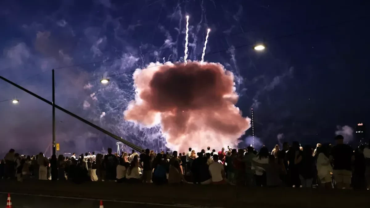 Fireworks misfire at Düsseldorf fair injures 19, including child