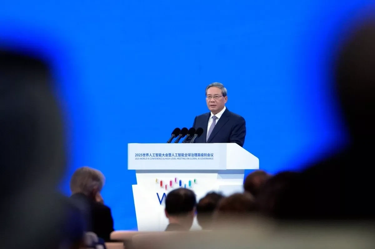 China proposes establishment of global AI co-operation