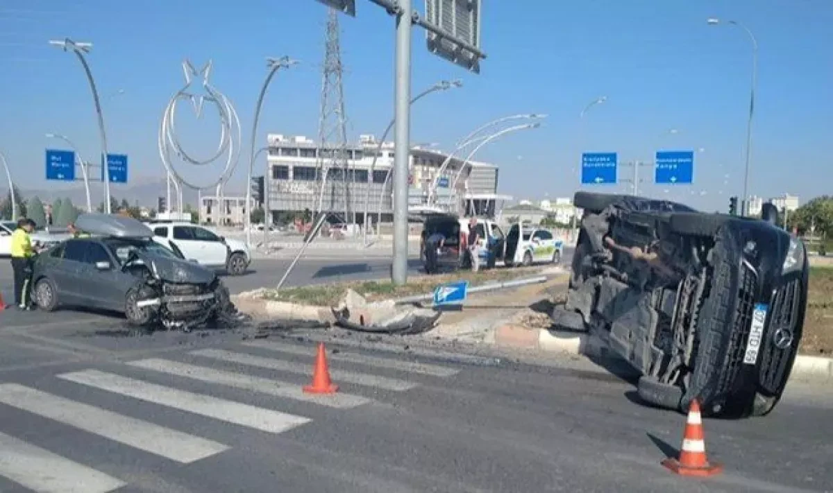 Russian tourists injured in Turkish traffic accident, investigation underway