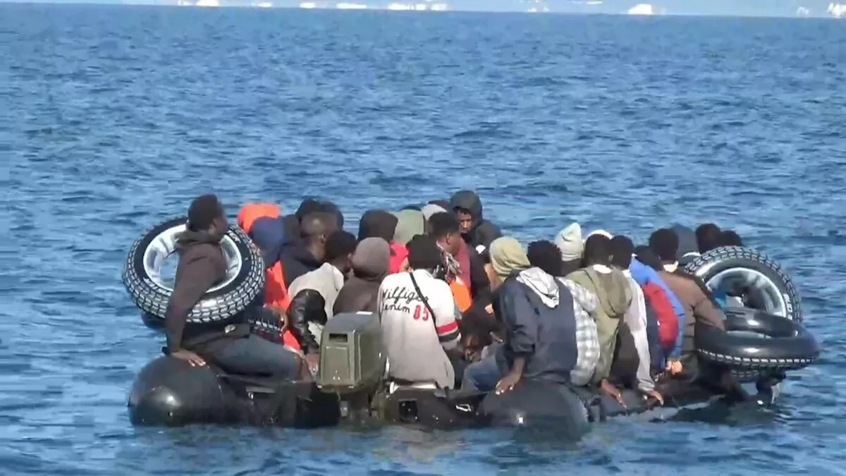 UK migrant arrivals on small boats hit record levels
