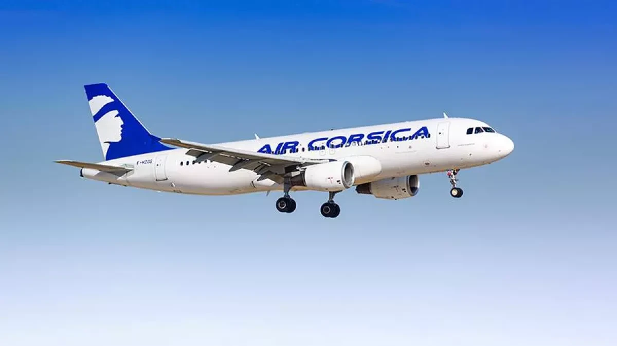 Sleeping French air traffic controller leaves Corsica flight circling in darkness