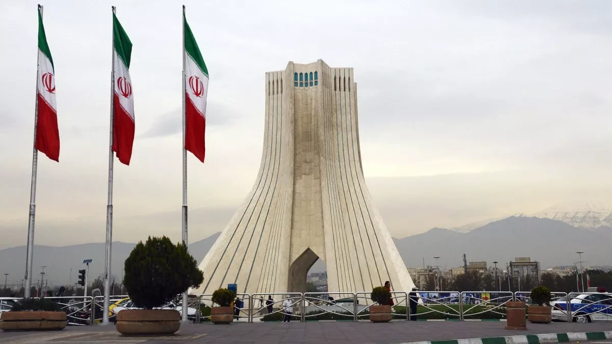Iranian MPs urge foreign ministry to withdraw from NPT