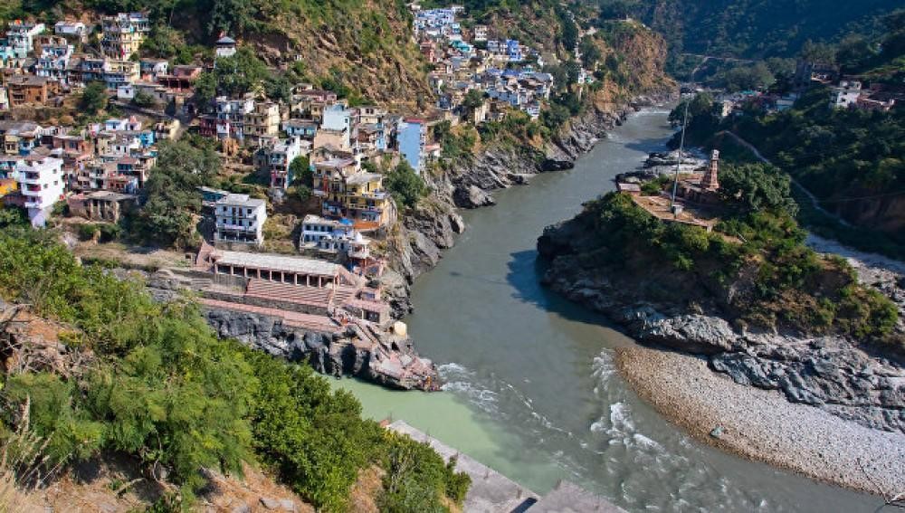 India's northeast is hit by a 5.8 magnitude earthquake