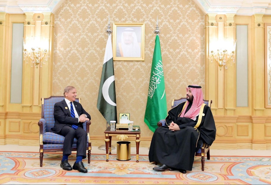Pakistani Prime Minister Muhammad Shehbaz Sharif kicks off visit to Saudi Arabia