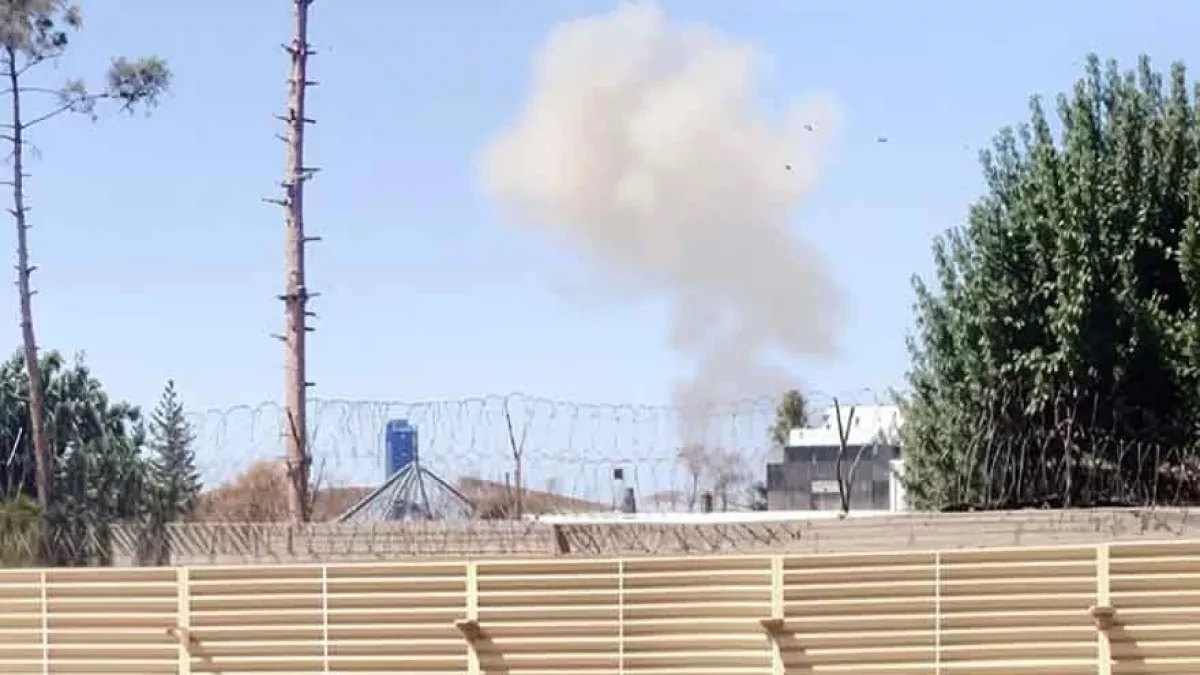 Deadly car bomb targets paramilitary headquarters in Pakistan, killing 8 people VIDEO