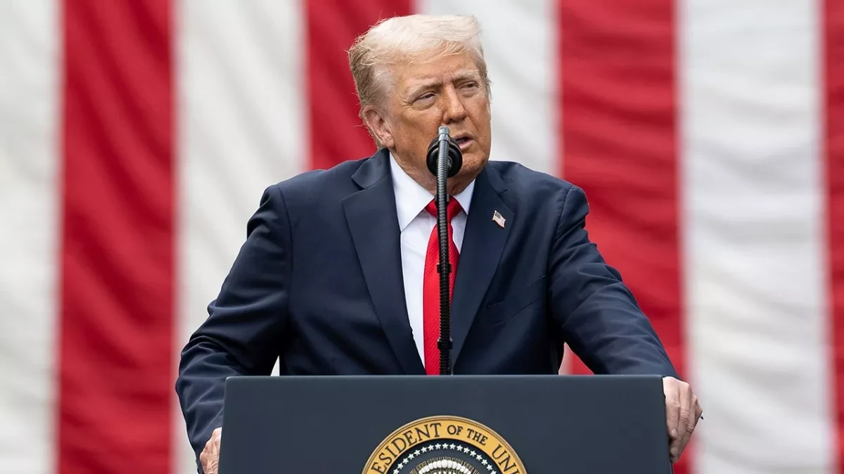 Trump announces US strike on suspected Venezuelan drug ship “We are hunting you!”