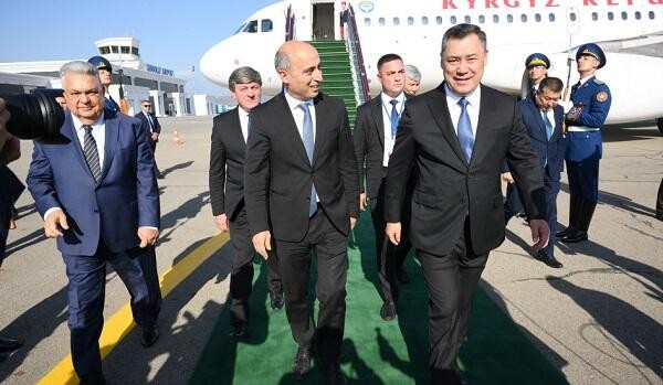 Kyrgyz President Sadyr Zhaparov arrives in Azerbaijan