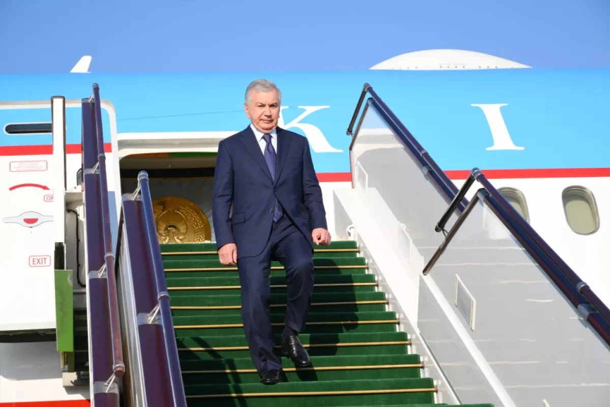 Uzbek president lands in Azerbaijan's Gabala for OTS summit PHOTO
