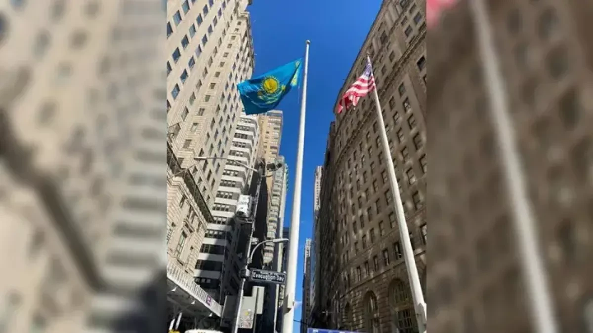 Kazakh flag raised in New York to mark Republic Day