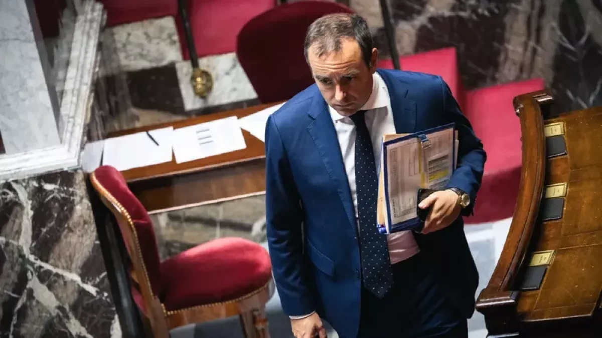 Macron’s reappointment of Lecornu faces opposition ultimatum from socialists
