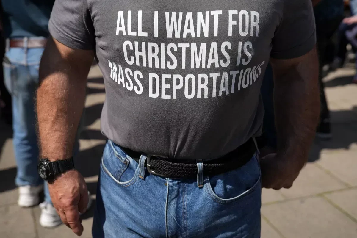 UK immigration debate intensifies over "indefinite leave to remain"