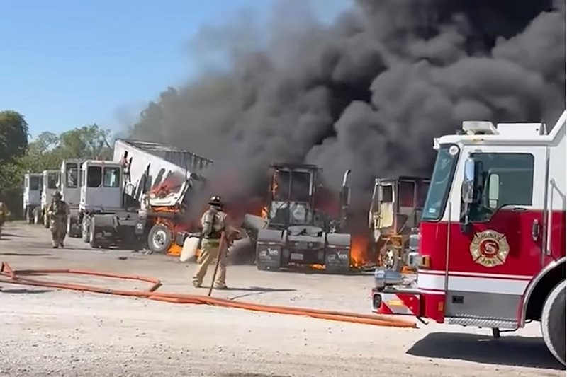 Two dead after plane crash in Texas