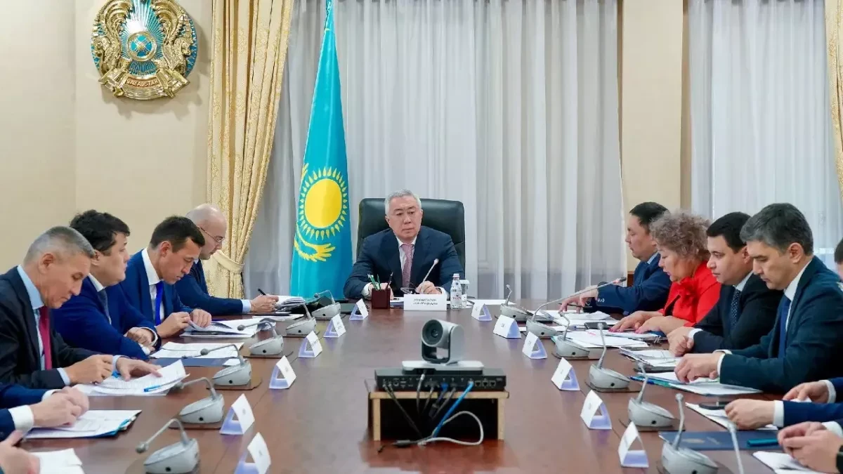 Astana extends ban on liquefied gas exports for another six months