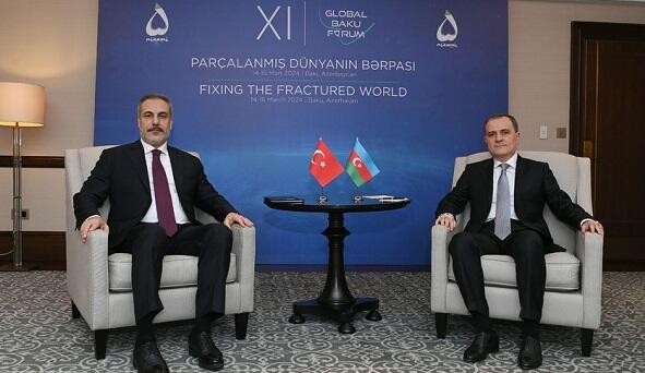 Bayramov and Fidan discuss the Middle East situation