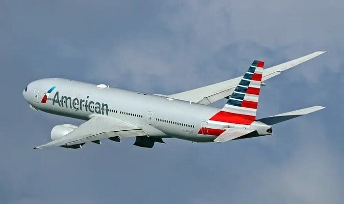 US orders 10pct cut on flights at major airports