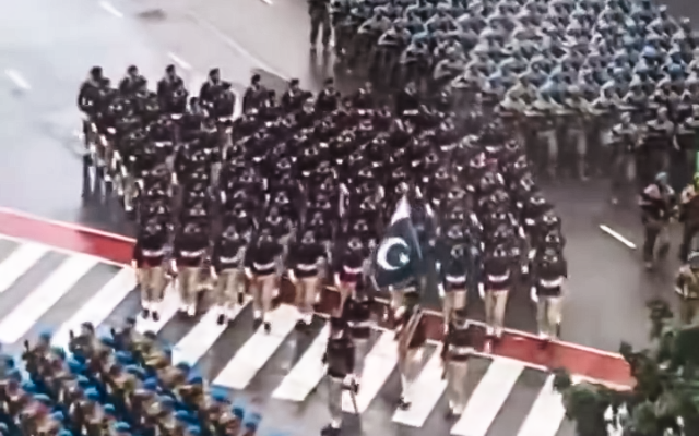 Türkiyə və Pakistan hərbçiləri Zəfər paradında iştirak edəcək - VİDEO