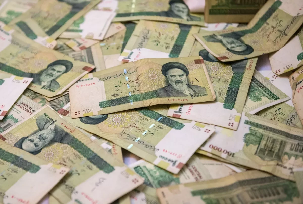 Iran clears final hurdle to slash four zeros from national banknotes