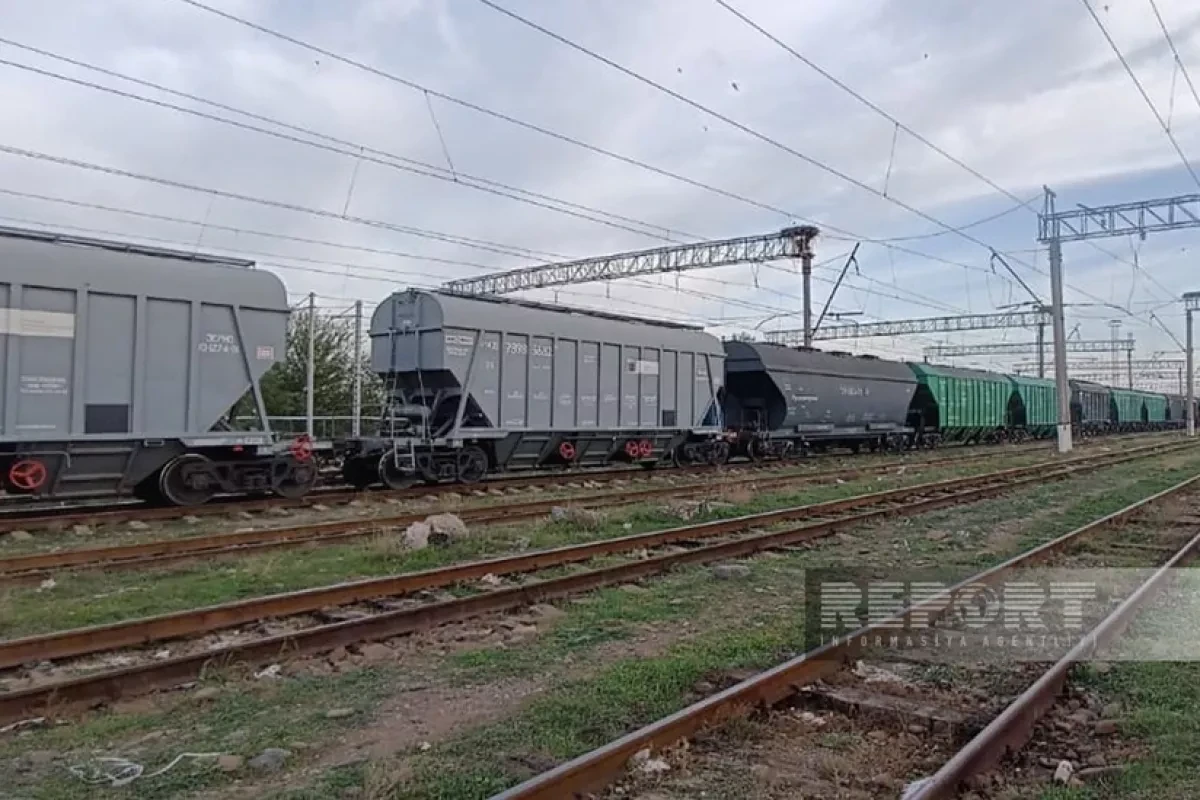 Train carrying Russian grain departs from Azerbaijan to Armenia PHOTO