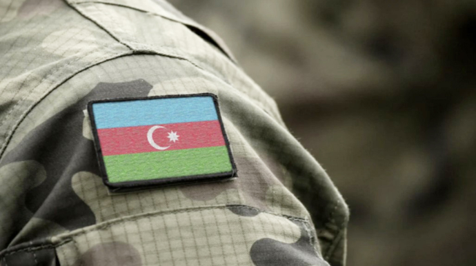 Leytenant rütbəsi veriləcək şəxslərlə bağlı qanun da - Qəbul edildi