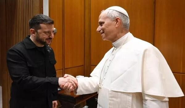 Zelensky meets Pope Leo in Italy