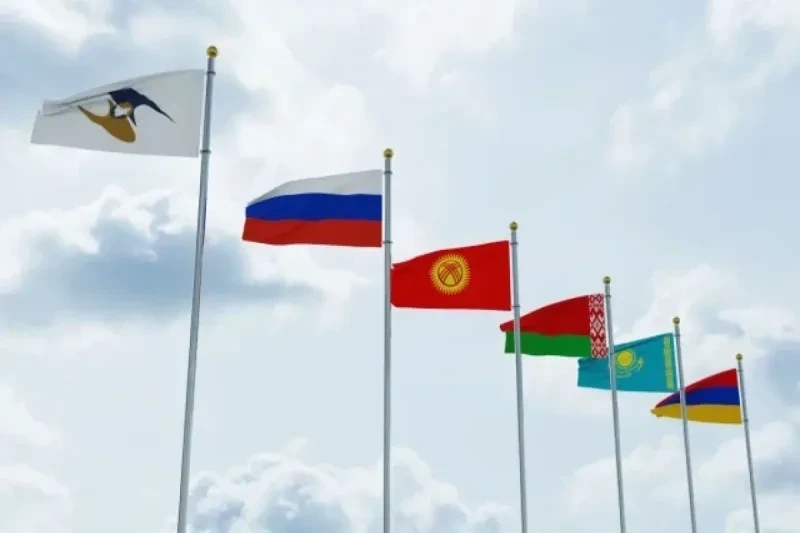 Пашинян: Мир с Азербайджаном открывает новые возможности и в рамках ЕАЭС