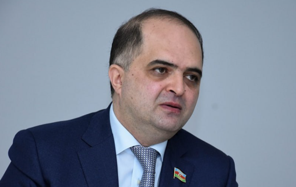 Həkimlərlə bağlı yayılan əsassız məlumatlara Rəşad Mahmudovdan