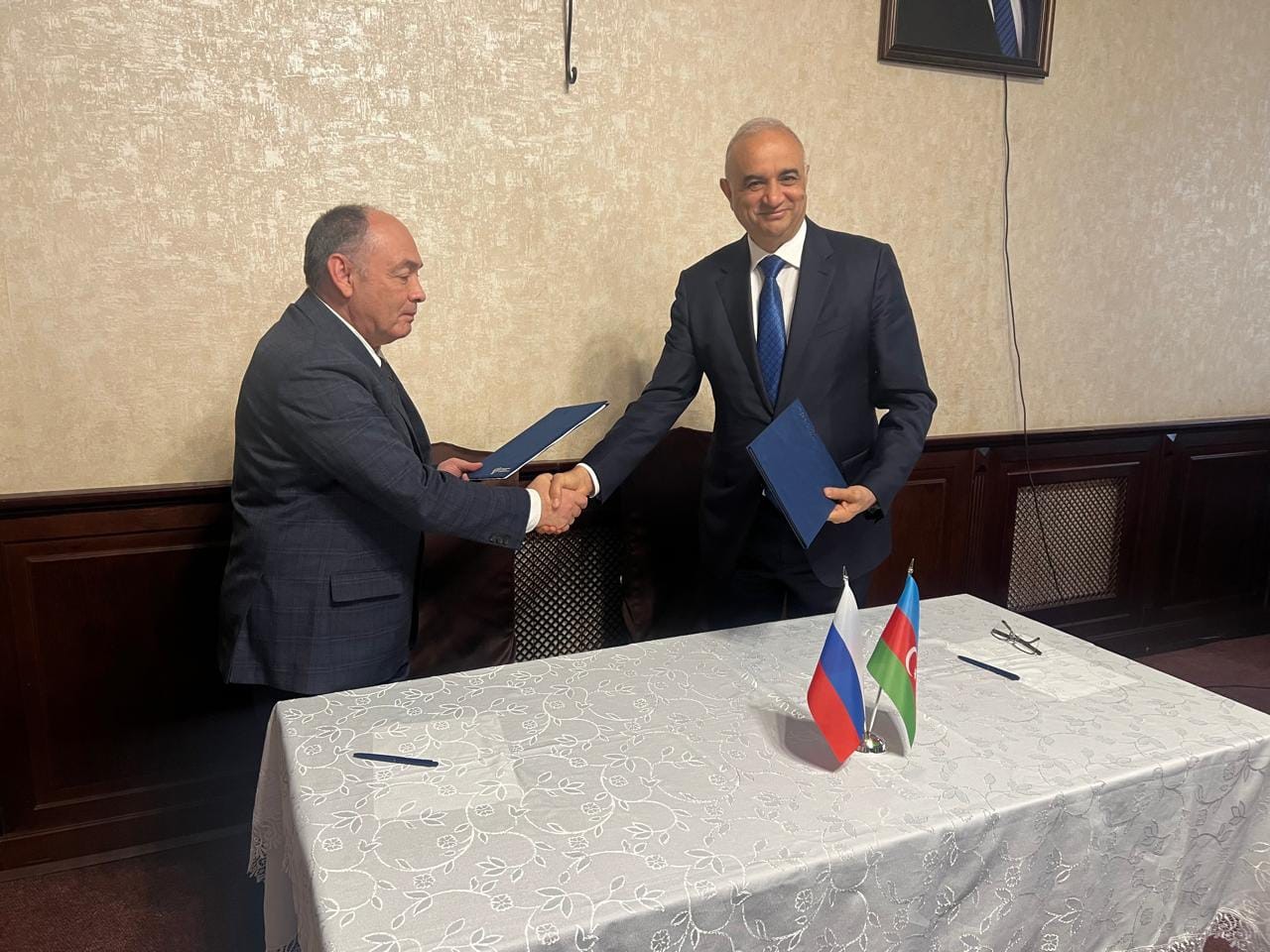 Azerbaijani-Russian joint commission debates sharing of Samur river resources (PHOTO)