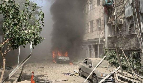 Explosion hits buildings in Iran, 10 injured - Photo