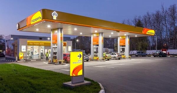 Russian fuel prices hit peak after drone strikes