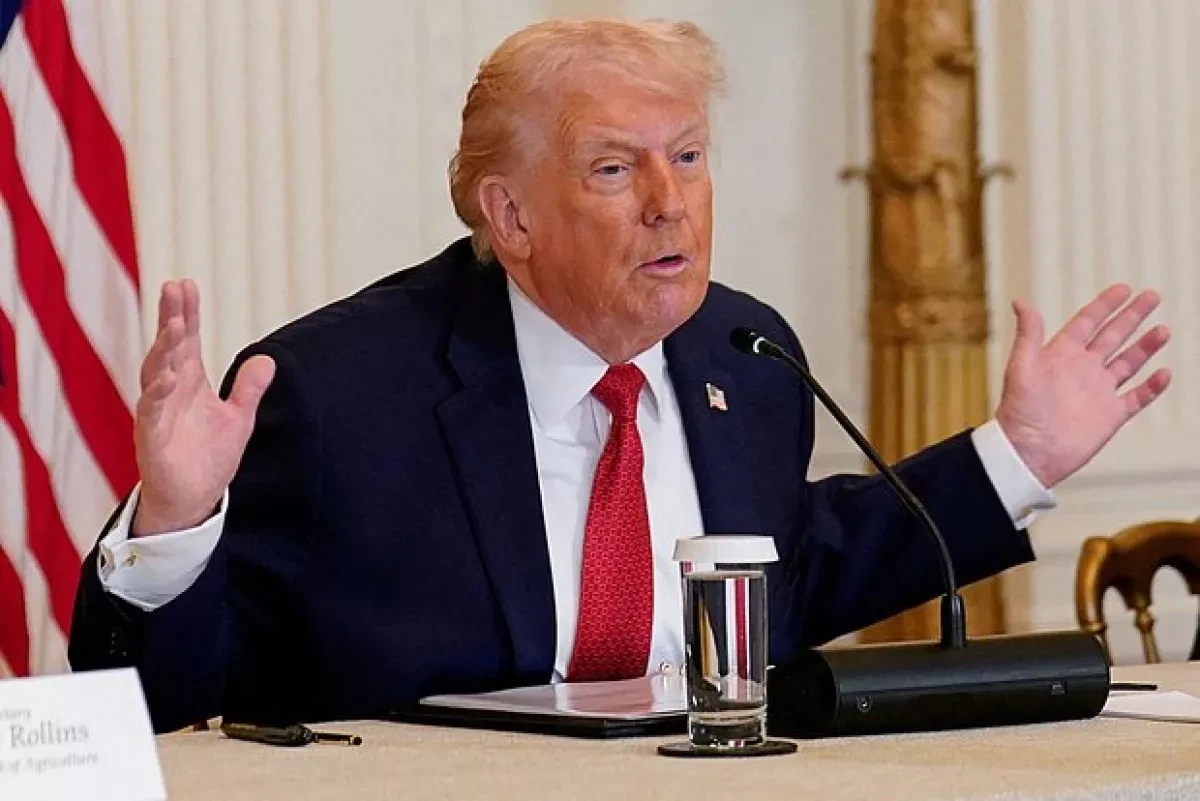 Trump schedules intelligence briefing on Iran, warns of tough action if talks fail