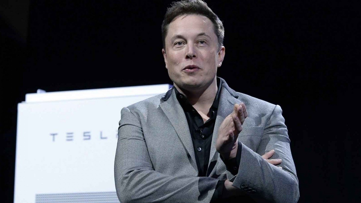 “Tesla” süni intellekt üçün çiplər istehsal etməyi planlaşdırır
