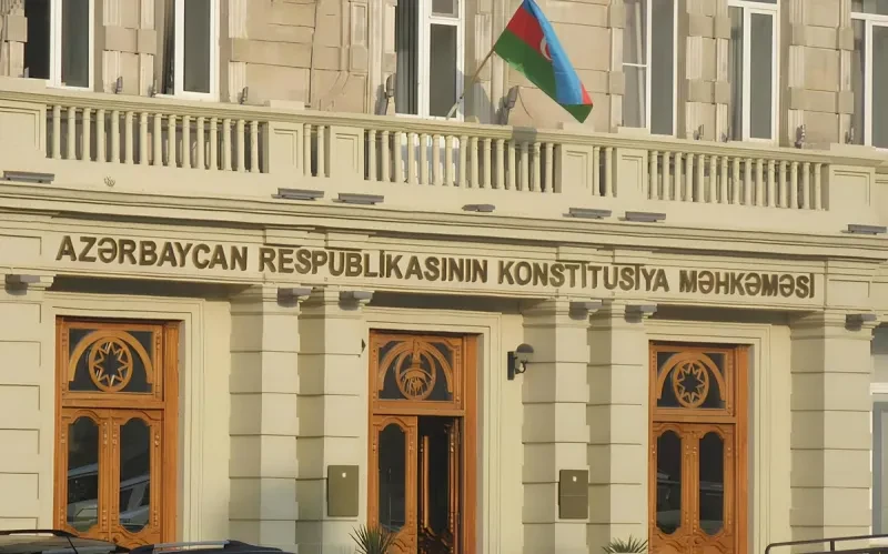 Конституционный суд рекомендовал Милли Меджлису уточнить статью УК об уклонении от службы
