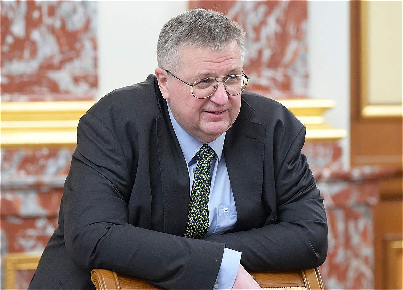 Алексей Оверчук прибыл с рабочим визитом в Азербайджан