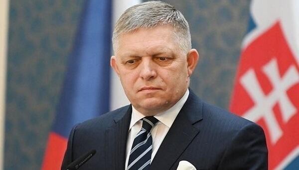 Фицо - Зеленскому: Без этого мира с Москвой не будет