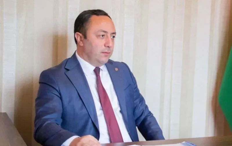 Зачитан приговор бывшему председателю партии, обвиняемому в мошенничестве