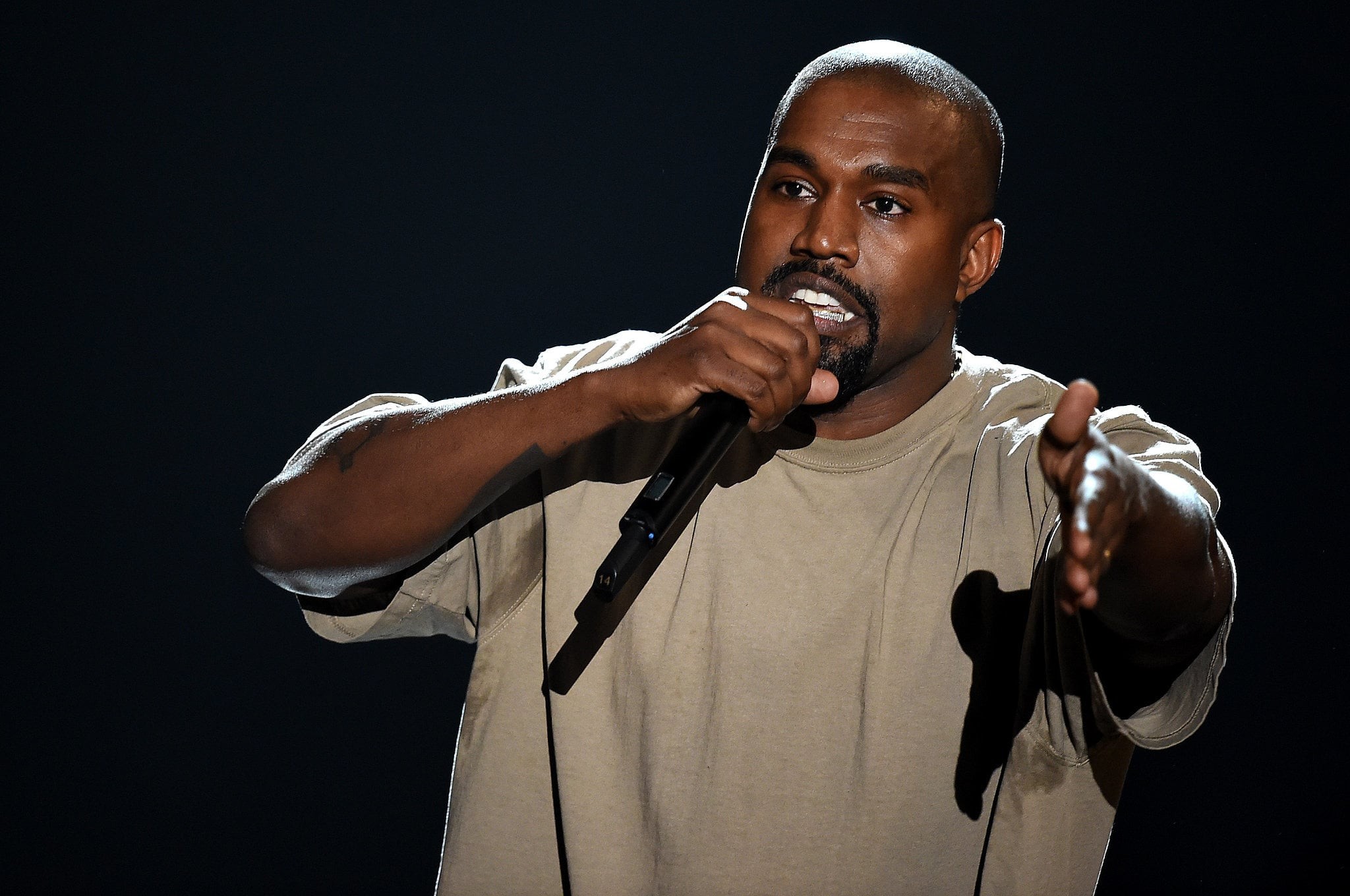 Kanye West performs to record crowd in Istanbul