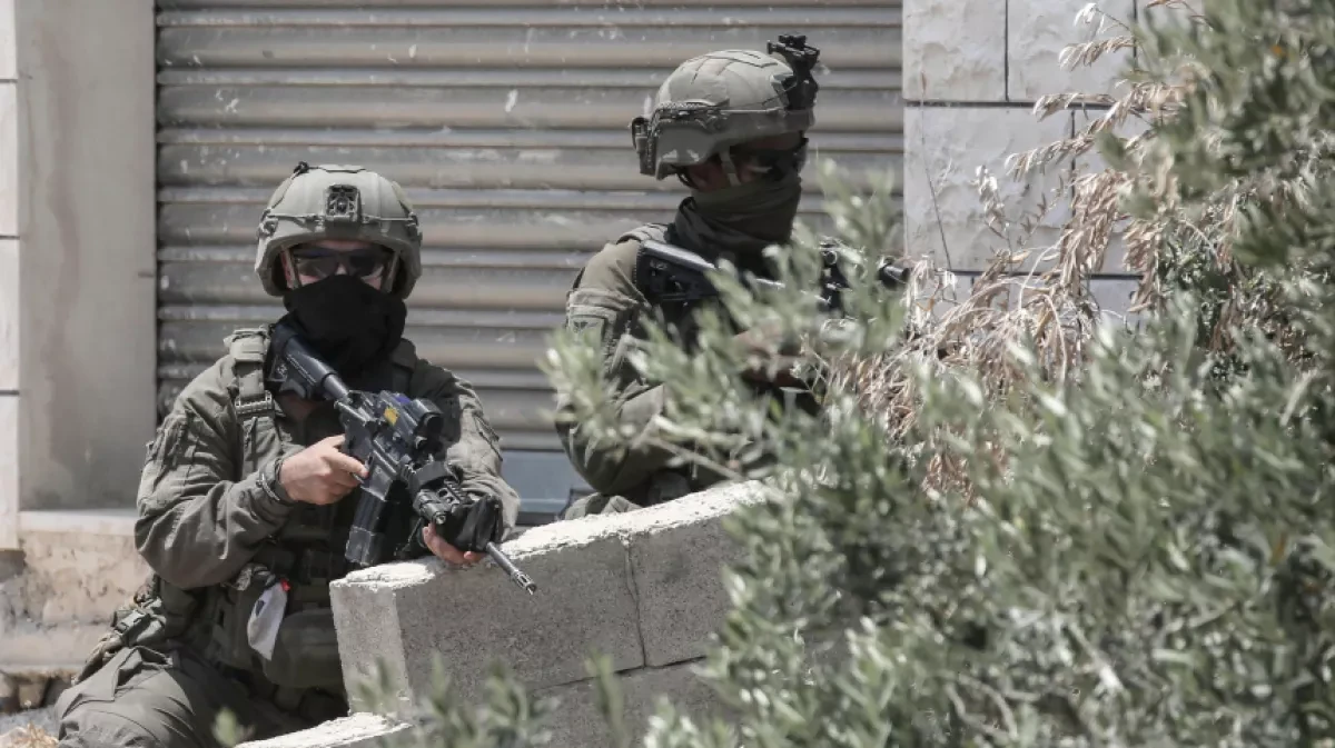 Israeli military says it killed Hezbollah fighters in strike on command centre VIDEO