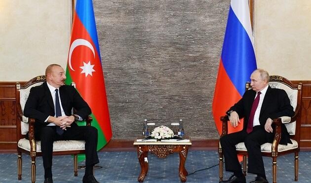 Путин поздравил Алиева