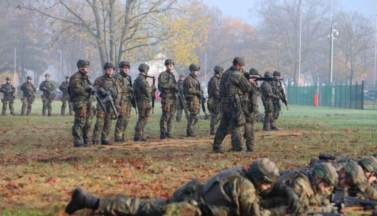 Bu ölkədə yeni hərbi qərar – 45 yaşdan yuxarı şəxslər təlimə çağırılır