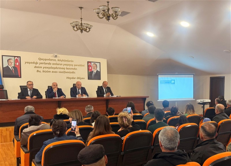 Вернувшихся в Ходжавенд группу жителей проинформировали о мерах соцзащиты и минной опасности