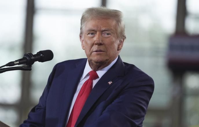 Трамп: некоторые страны попросили США отсрочить удары по Ирану на два-три дня