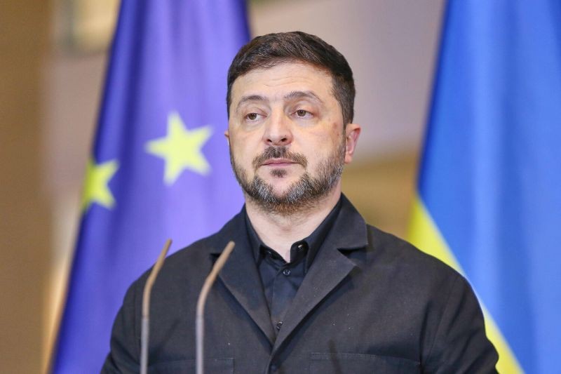 Зеленский ввел санкции против 127 россиян и торговых судов РФ