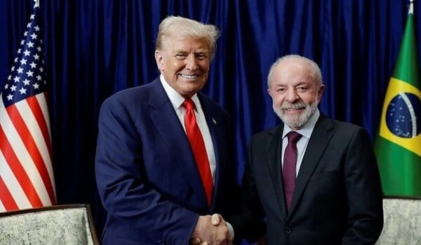 Президенты США и Бразилии провели закрытую встречу