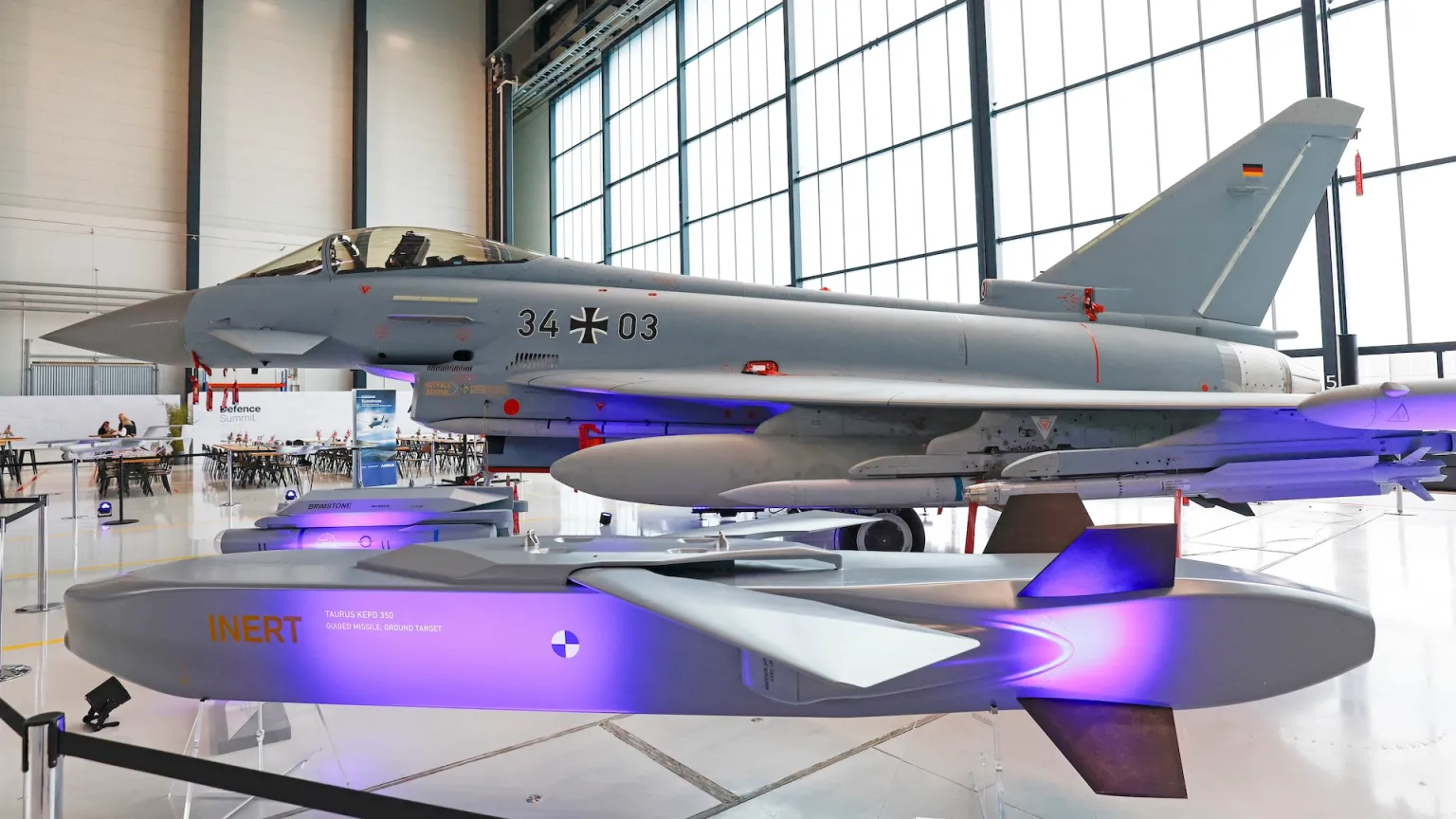 Almaniya “Gələcəyin Avrofighter” təyyarəsini təqdim etdi...
