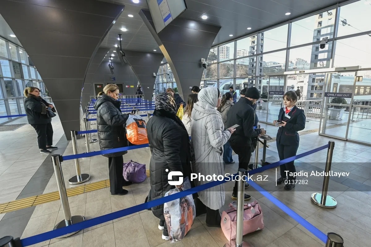 Bakı-Tbilisi qatarına sərnişinlər bilet TAPA BİLMİRLƏR: Turizm şirkətlərinə xüsusi kvota ayrılır?