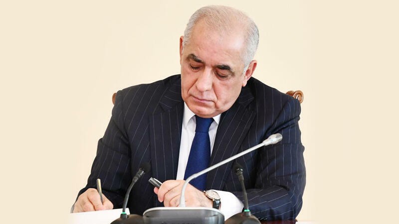 Baş nazir 321 hektar torpaq sahəsi ilə bağlı